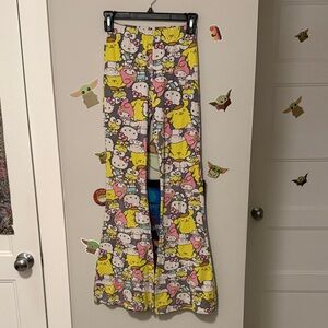 Hello Kitty Sanrio flare yoga leggings